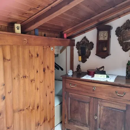 アパート La Casa Dei 2 Laghi アヴィリアーナ