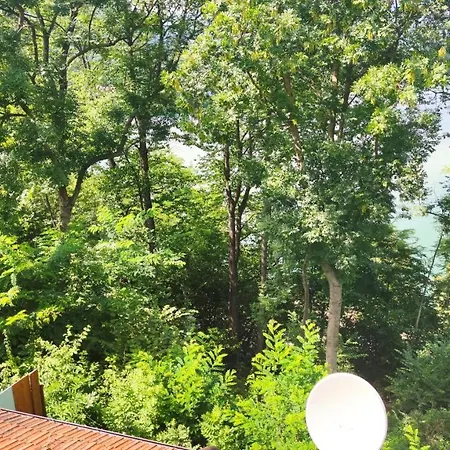 La Casa Dei 2 Laghi アヴィリアーナ